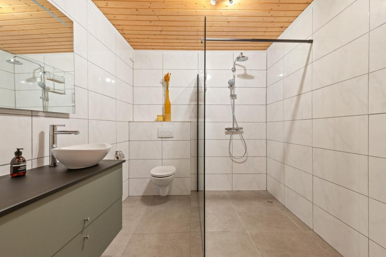 Haus Blaue Traube Mit Moselblick Apartman Ediger-Eller Kültér fotó