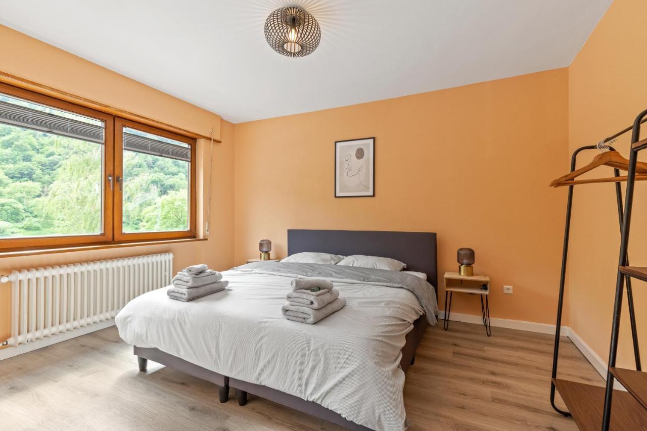 Haus Blaue Traube Mit Moselblick Apartman Ediger-Eller Kültér fotó