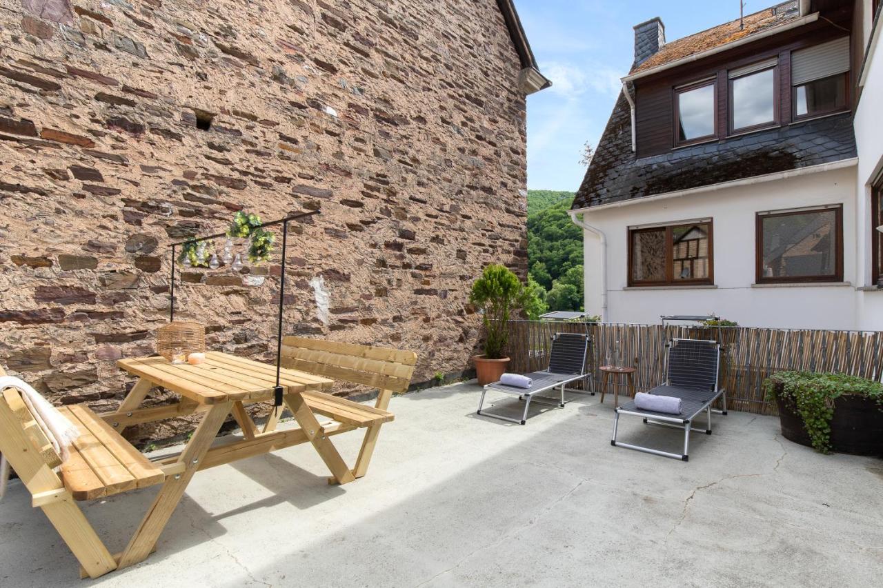 Haus Blaue Traube Mit Moselblick Apartman Ediger-Eller Kültér fotó