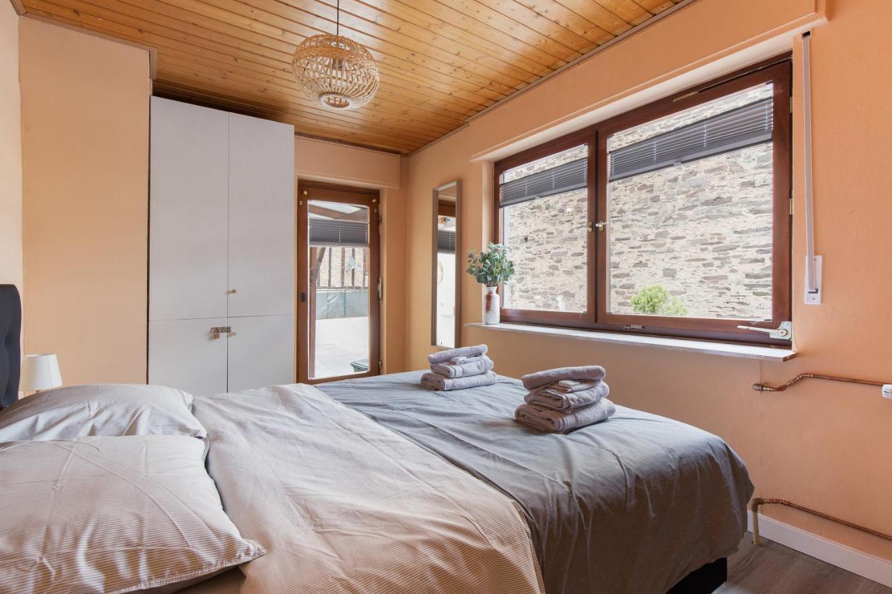 Haus Blaue Traube Mit Moselblick Apartman Ediger-Eller Kültér fotó