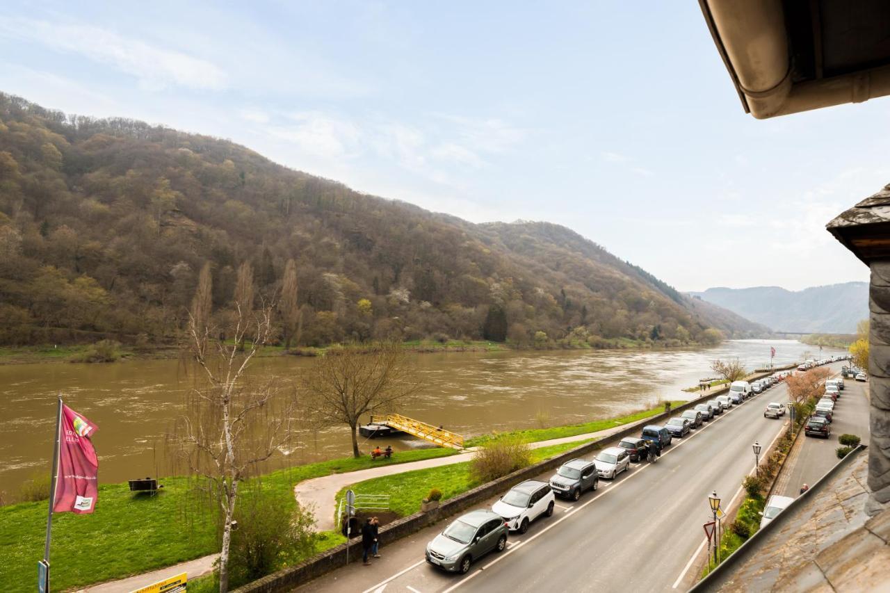 Haus Blaue Traube Mit Moselblick Apartman Ediger-Eller Kültér fotó