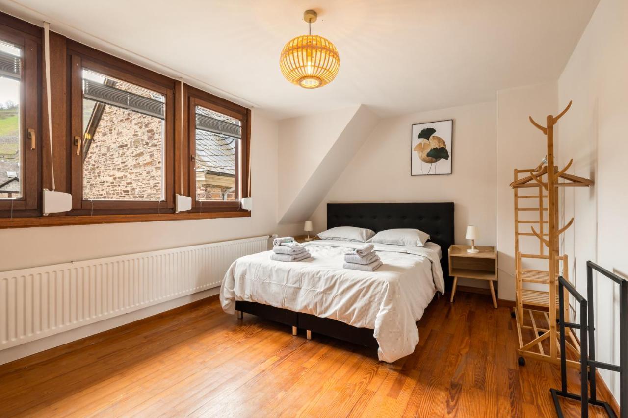 Haus Blaue Traube Mit Moselblick Apartman Ediger-Eller Kültér fotó
